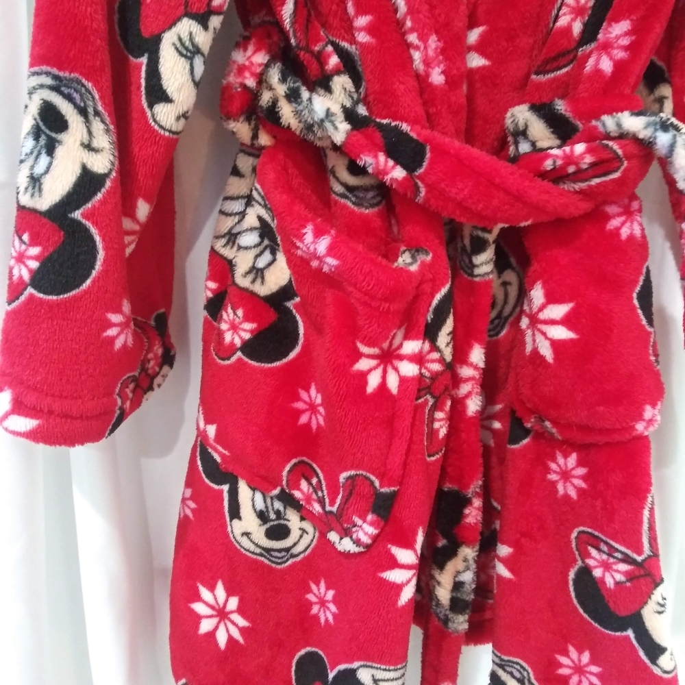 DISNEY GOWN SIZE 6